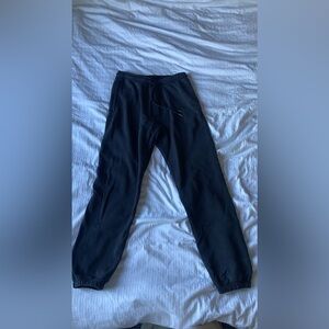 Alo Yoga - Chill Vintage Wash Sweatpant